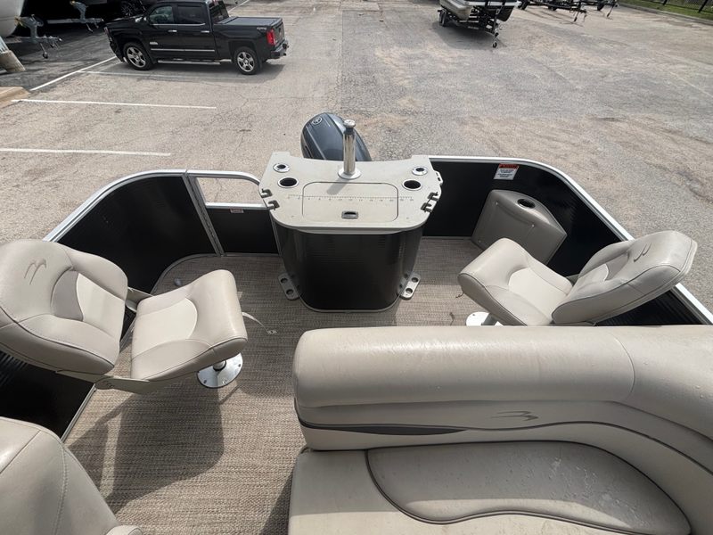 Boat Image 16