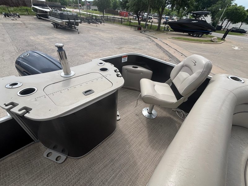 Boat Image 17