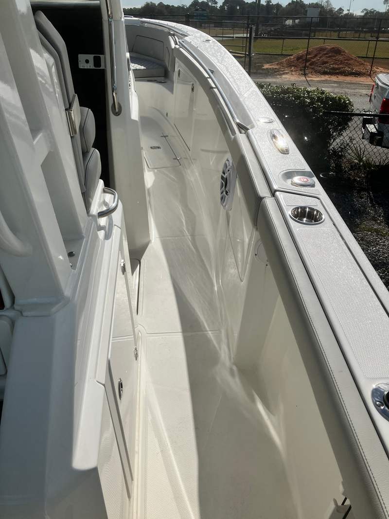 Boat Image 11