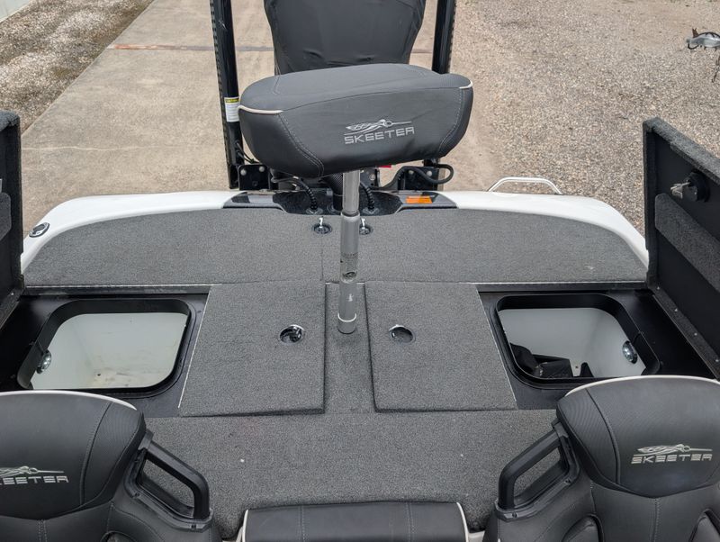 Boat Image 24