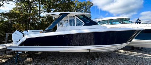 2026 Tiara Yachts 34 LS