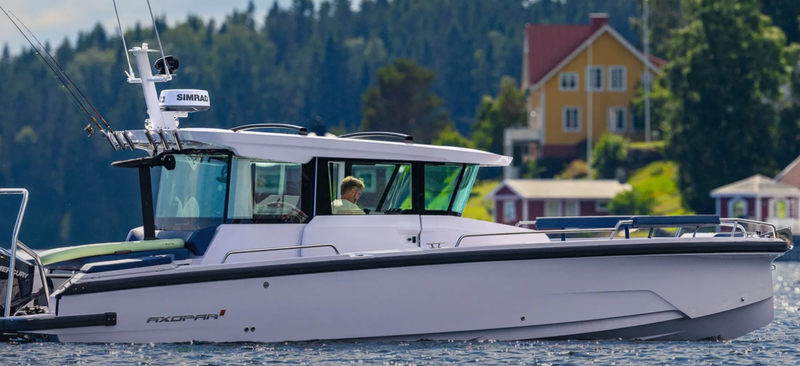 2026 Axopar 29 XC Cross Cabin