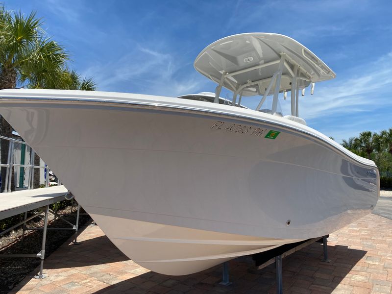 2024 Cobia 220 CC