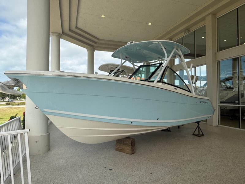 2026 Cobia 240 DC