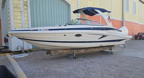 2022 Crownline 270 XSS