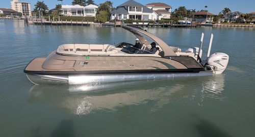 2021 Bennington 30 QXFBWA X2