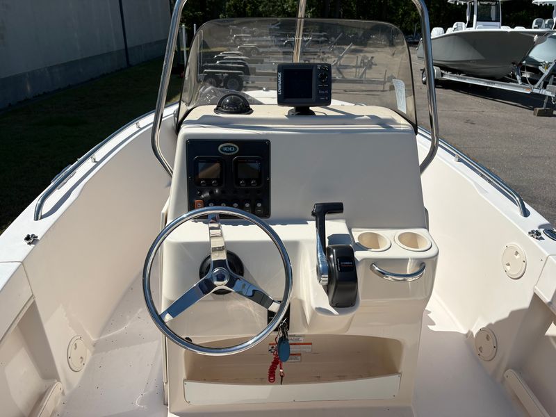 Boat Image 10