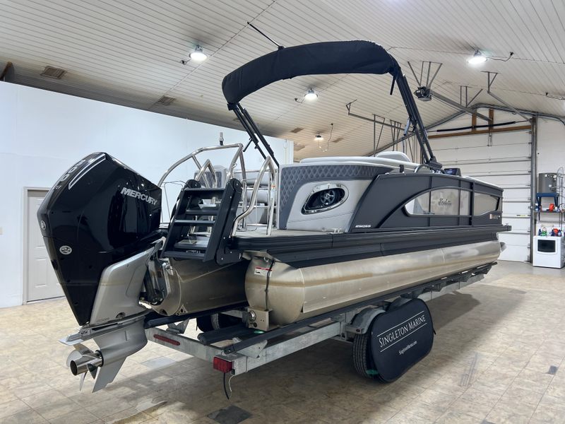 Boat Image 5