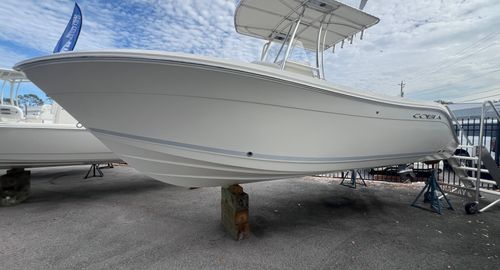 2025 Cobia 220 CC